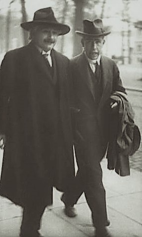 Einstein dan Bohr